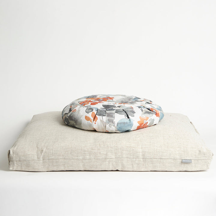 Halfmoon Sit Set: Round Meditation Cushion + Zabuton Fresco/Natural Linen