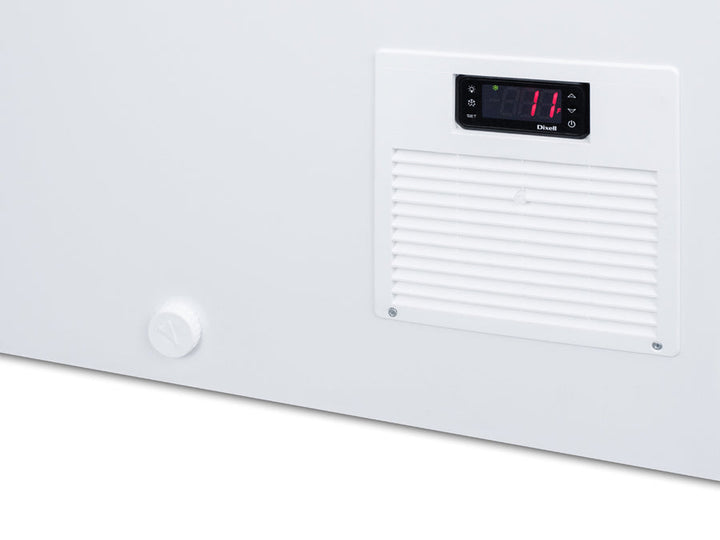 Summit 6 Cu.Ft. Chest Freezer - FOCUS73