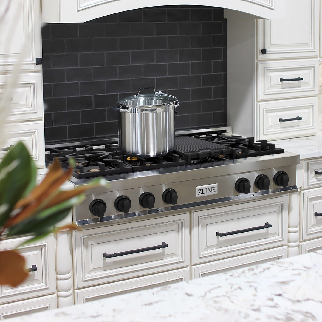 ZLINE Autograph Edition 48 in. Porcelain Rangetop with 7 Gas Burners in Stainless Steel with Accents (RTZ-48)